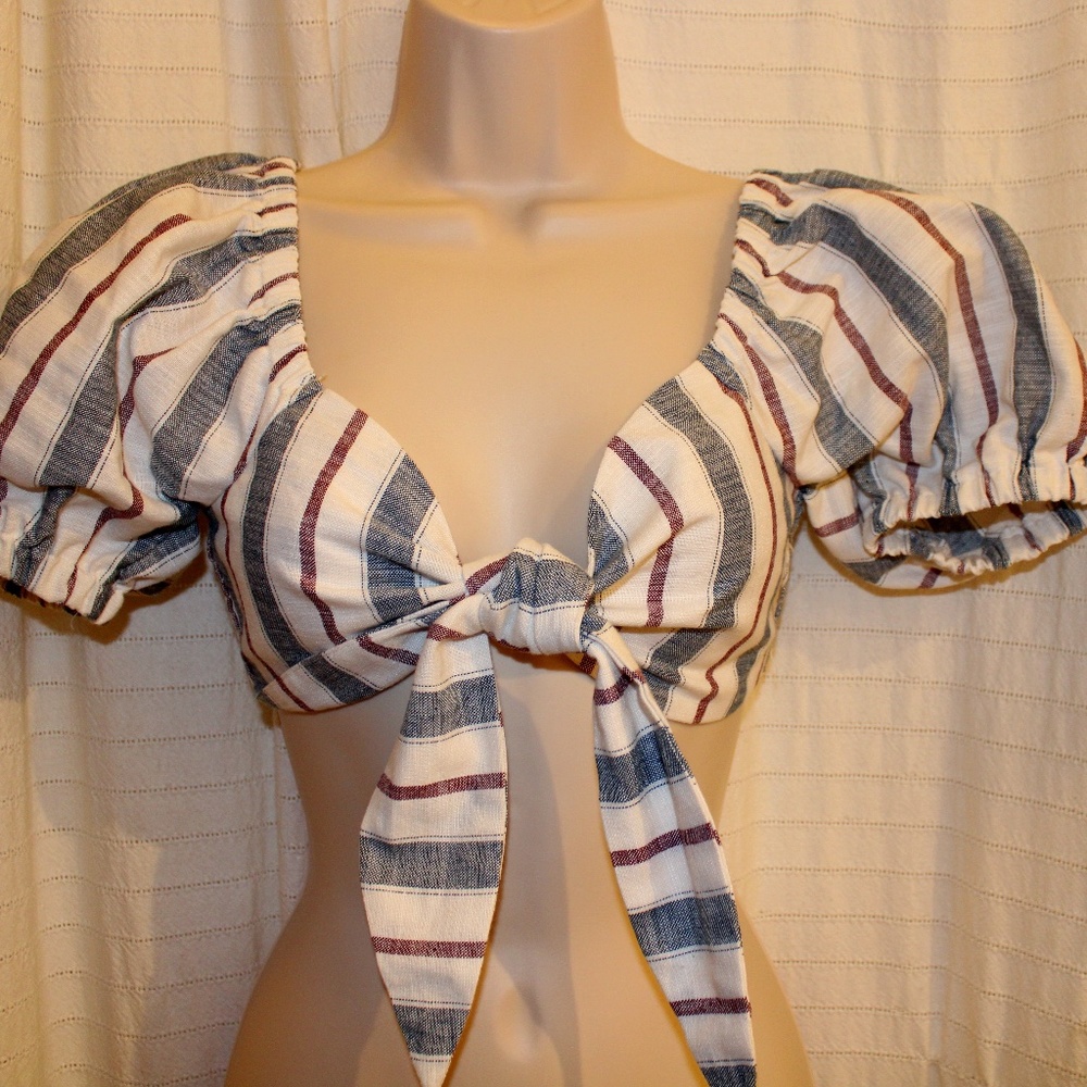 SHEIN Crop Tie Top